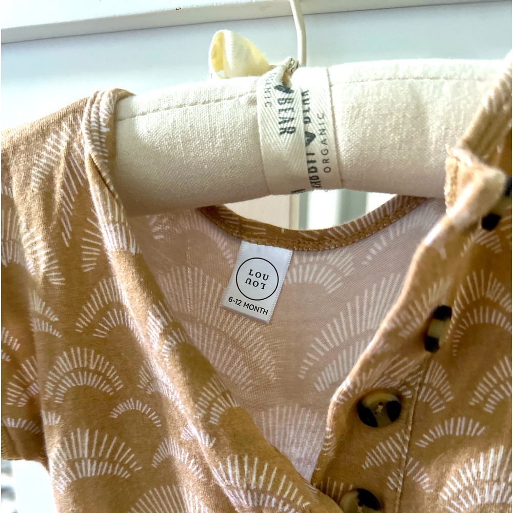 Lou Lou & company romper 6-12